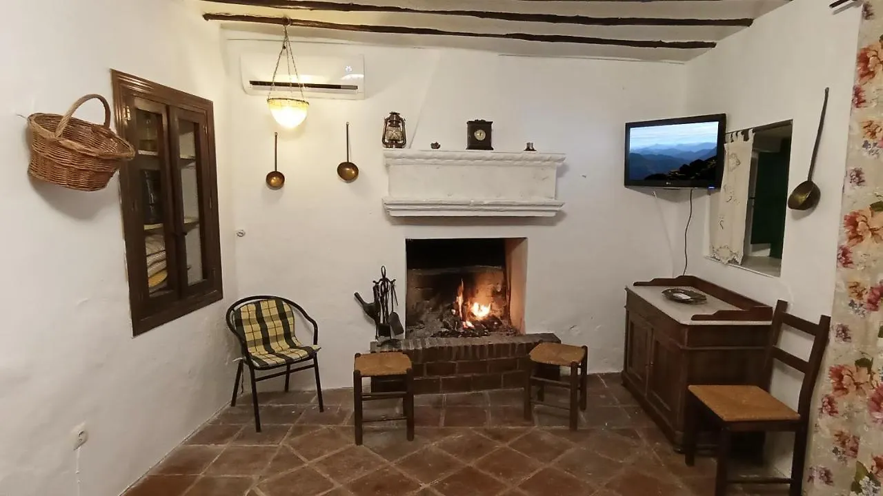 Holiday home Casa De Mirasierra Bedmar y Garciez